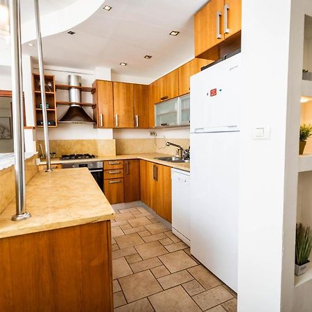 Central On Hapalmach- 3-Bdr Apartment Йерусалим Екстериор снимка